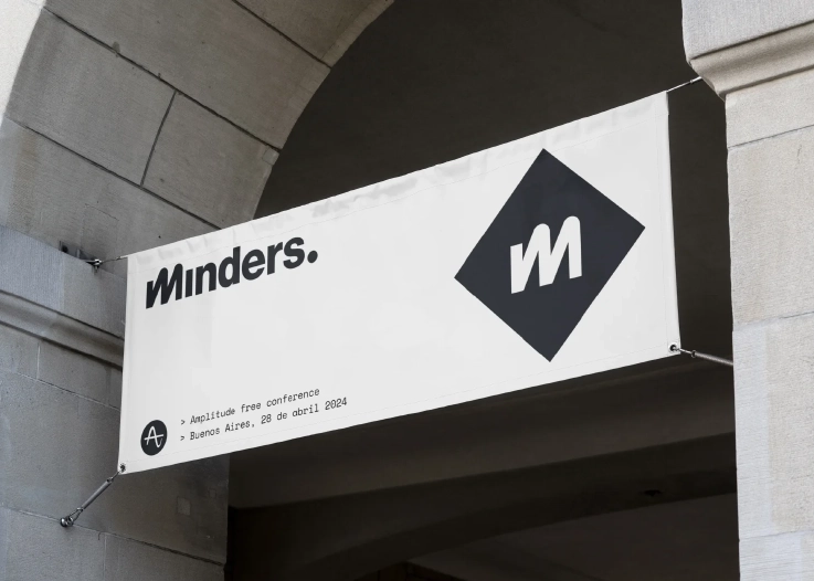 Banner 'Minders'